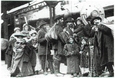 immigrants juifs d'Europe centrale prenant le train à Halifax (vers 1890)